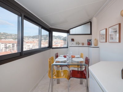 Rental-studio-in-the-heart-of-Cannes-cozystay-Hoche-7