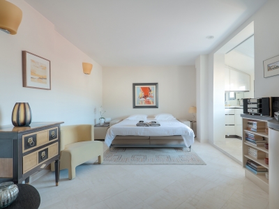 Rental-studio-in-the-heart-of-Cannes-cozystay-Hoche-8