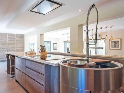 24-Valbonne-Luxury-Rental-Villa-kitchen-VA1016