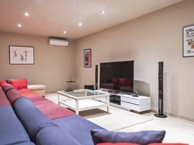 41-Valbonne-Luxury-Rental-Villa-TV-Lounge-VA1016