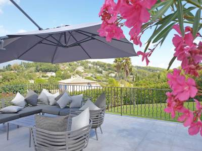8-Valbonne-Luxury-Rental-Villa-Outdoor-Lounge-VA1016