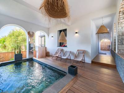 62