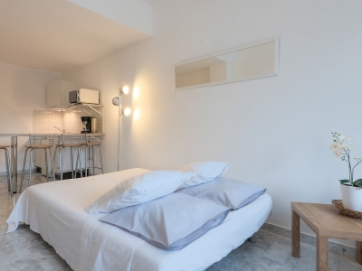 Studio-in-the-heart-of-Cannes-cozystay-république-4